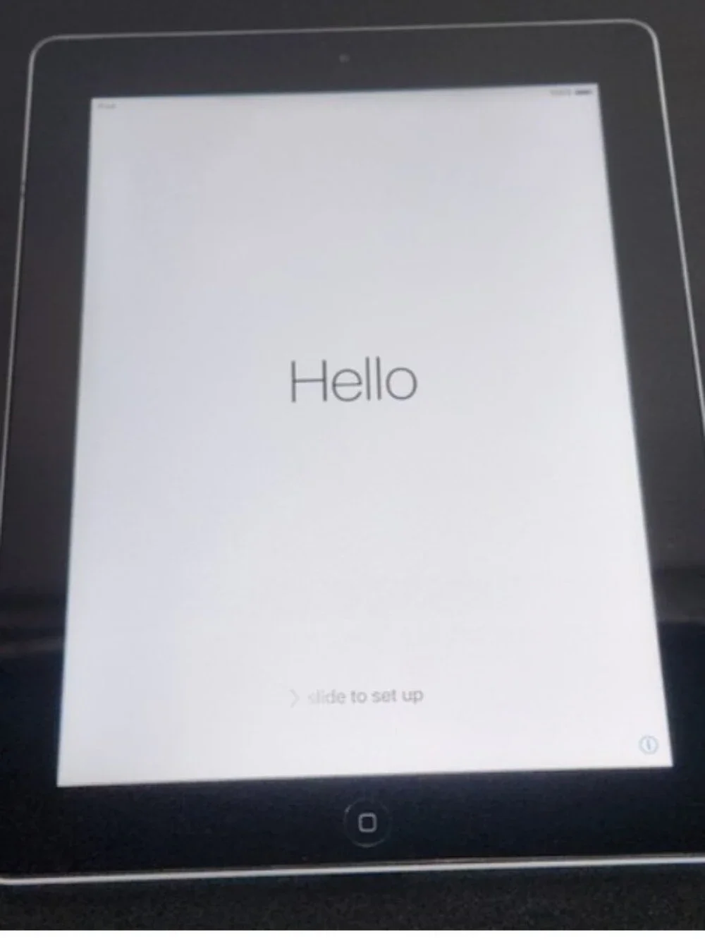 Apple iPad 2 16GB A1395 Silver Back Panel Tablet W/ Charger